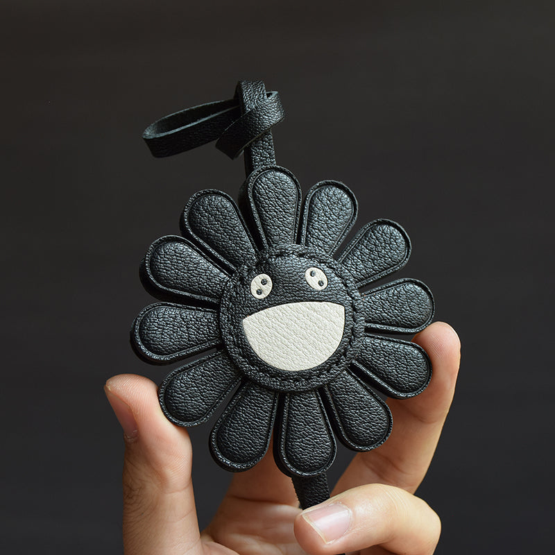 BLUME CHARM