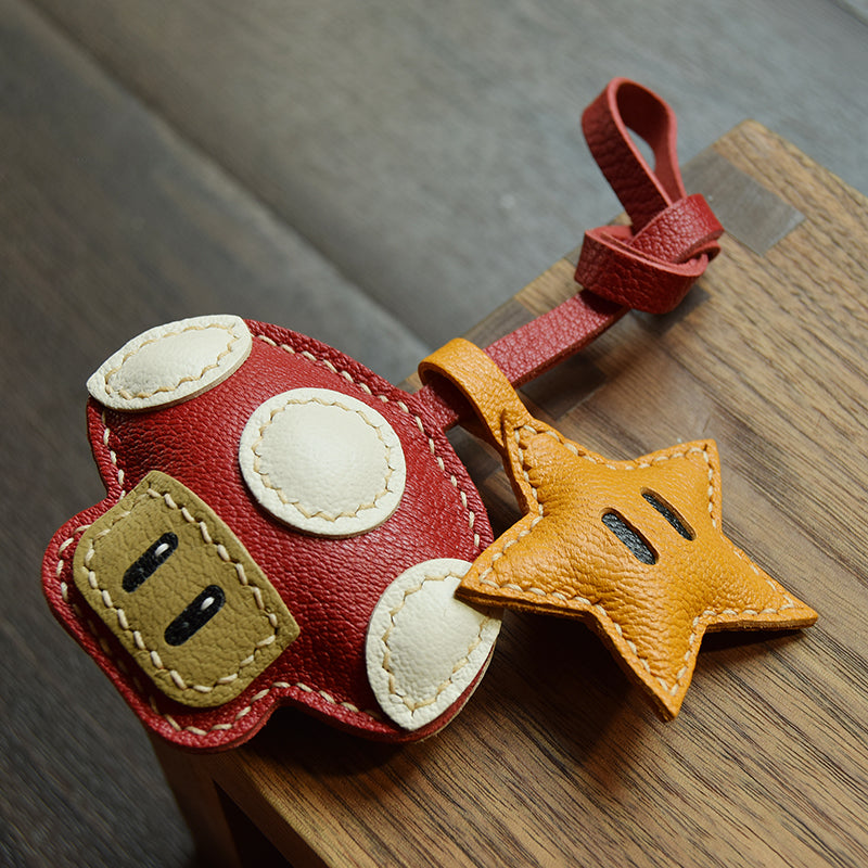 MUSHROOM CHARM